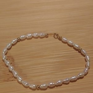 SOLD Gorgeous 14k gold and genuine pearl bracelet